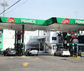 Sheinbaum revela cu&aacute;nto costar&aacute; la gasolina en M&eacute;xico tras el incremento del precio del petr&oacute;leo