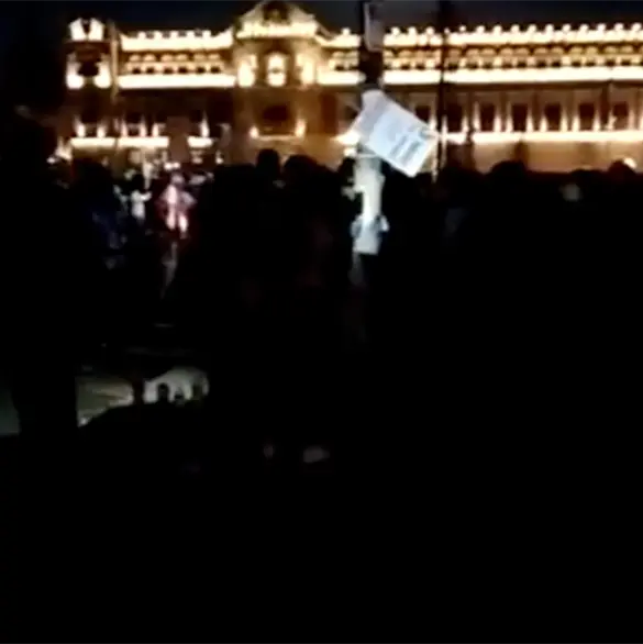 Marcha del 8M concluye con apag&oacute;n, confrontaciones y 120 mil participantes