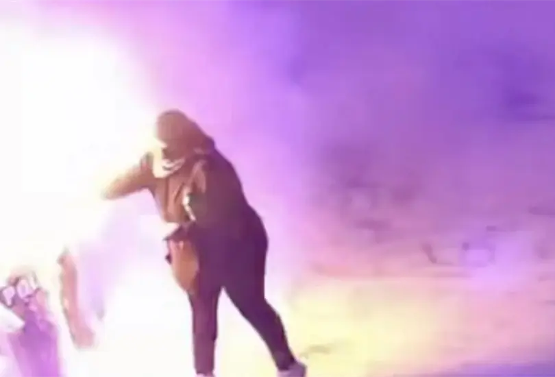 Vinculan a proceso a mujer por tentativa de homicidio tras prender fuego a polic&iacute;as en marcha del 8M en Campeche.