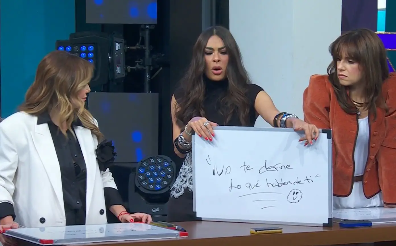 Hasta el momento, la presentadora no se ha pronunciado sobre las cr&iacute;ticas en redes sociales, pero en ocasiones ha admitido que se ha realizado diversos tratamientos est&eacute;ticos para mantenerse joven y ha documentado algunos.