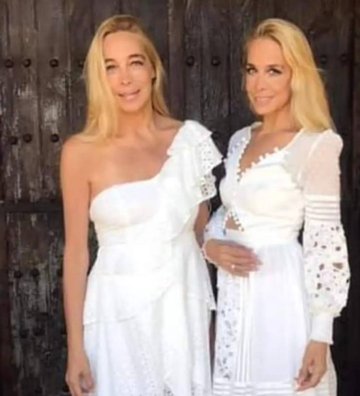 Sin embargo, Ivonne suele publicar en redes sociales fotografías en las que aparecen juntas. Sin embargo, Ivonne suele publicar en redes sociales fotografías en las que aparecen juntas.