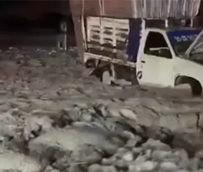 La impresionante granizada que azot&oacute; al Edomex y cubri&oacute; de hielo la autopista M&eacute;xico-Pachuca