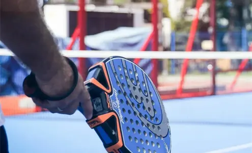 Esta es la ubicaci&oacute;n de las canchas de p&aacute;del donde puedes aprender y jugar gratis en CDMX