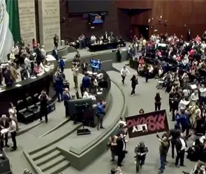 Sin mayor&iacute;a calificada: Congreso frena reforma electoral de Sheinbaum