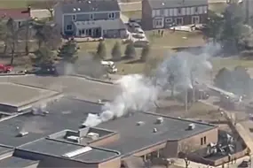 Terror en Michigan: im&aacute;genes impactantes del tirador activo y el incendio en una sinagoga