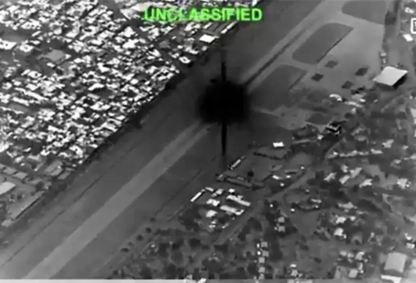 Trump presume "poderoso" bombardeo de EE.UU. en isla petrolera de Irán Trump presume "poderoso" bombardeo de EE.UU. en isla petrolera de Irán