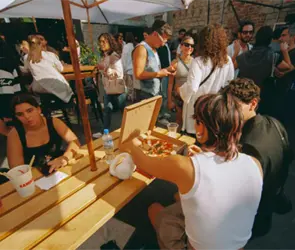 Festival Distrito Glot&oacute;n 2026: Esta es la forma en la que puedes obtener tu entrada gratis