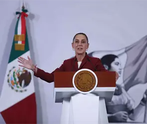 Incendio en refiner&iacute;a Dos Bocas: Sheinbaum pide mover escuela cercana