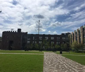 &iquest;Qu&eacute; es "La Muralla", el Centro de Capacitaci&oacute;n de la FGR que era un narcorancho?