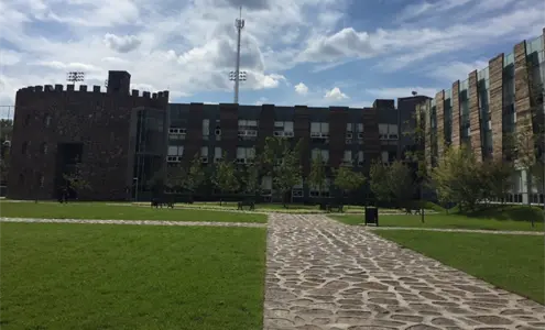 &iquest;Qu&eacute; es "La Muralla", el Centro de Capacitaci&oacute;n de la FGR que era un narcorancho?