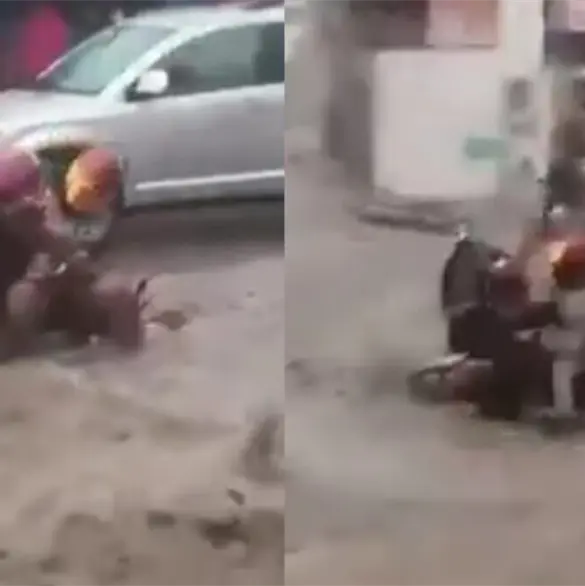 VIDEO: corriente arrastra a familia que viajaba en moto durante intensa lluvia en Ecatepec