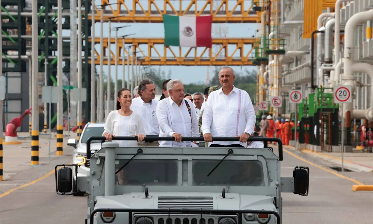  Dos Bocas: de los sobrecostos en el proyecto a la explosión de la refinería Olmeca 