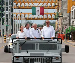 Dos Bocas: de los sobrecostos en el proyecto a la explosi&oacute;n de la refiner&iacute;a Olmeca