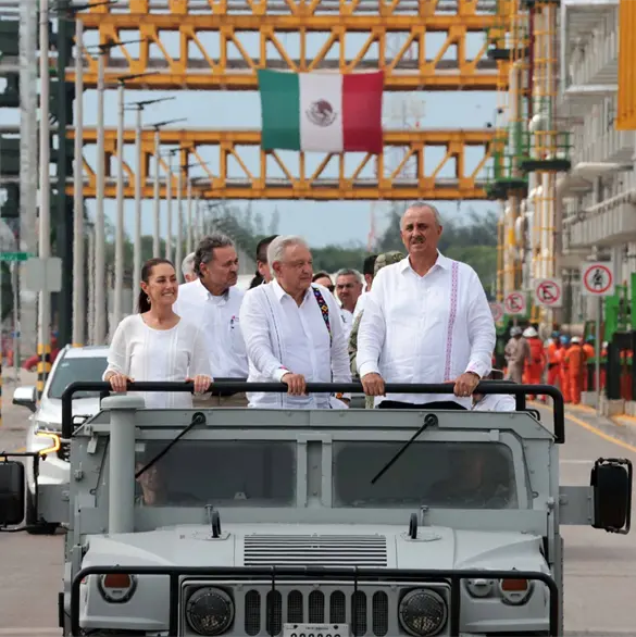 Dos Bocas: de los sobrecostos en el proyecto a la explosi&oacute;n de la refiner&iacute;a Olmeca