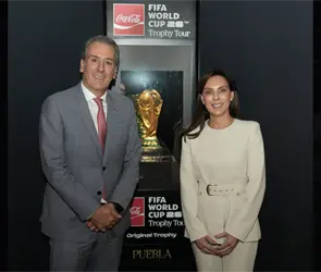 &iexcl;La Copa del Mundo llega a Puebla! Presentan el FIFA World Cup Trophy Tour 2026