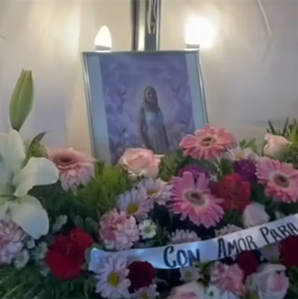 "Logró cumplir su sueño de trabajar en la planta": Dan el último adiós a Lorena, víctima del incendio en Dos Bocas "Logró cumplir su sueño de trabajar en la planta": Dan el último adiós a Lorena, víctima del incendio en Dos Bocas