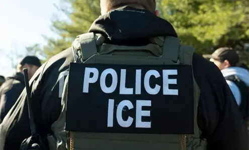 Suman 13 mexicanos muertos bajo custodia del ICE; M&eacute;xico exige explicaciones