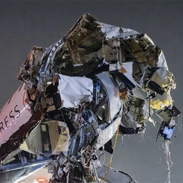 Revelan números de muertos tras choque de avión en aeropuerto de Nueva York