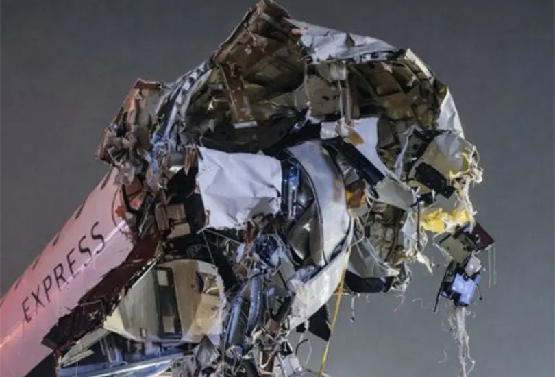 As&iacute; qued&oacute; el avi&oacute;n tras el choque en Nueva York.