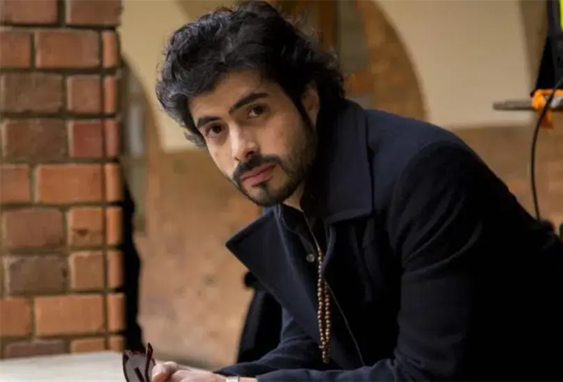 Filtran primeras fotos de Jos&eacute; &Aacute;ngel Bichir tras caer de un tercer piso en la Narvarte.