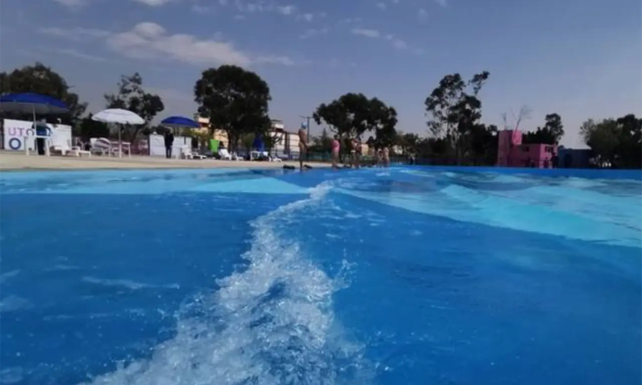  Durante la temporada vacacional, se posiciona como un punto clave para familias, jóvenes y niños que buscan actividades recreativas. 
