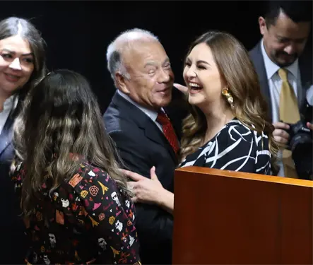 &iquest;Qui&eacute;nes son los seis senadores del PT que bloquearon la revocaci&oacute;n de Sheinbaum?