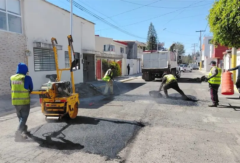 Bacheando Puebla 2026: qué calles están reparando en Analco y cómo solicitarlo en tu colonia