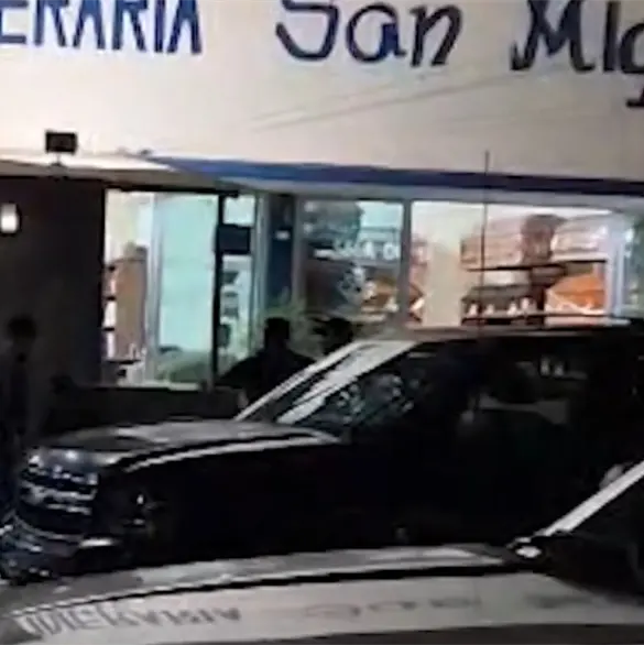 "Guardar&eacute; en mi alma cada abrazo": Dan el &uacute;ltimo adi&oacute;s a profesoras asesinadas por un alumno en Michoac&aacute;n