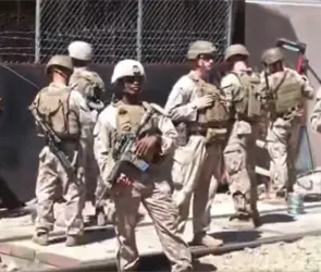 "No est&aacute; bien que se metan aqu&iacute;": mexicano encara a soldados de EE.UU. que ingresaron armados a M&eacute;xico