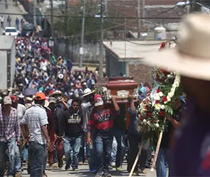 La masacre de Arantepacua: ejecuciones, tortura y abusos que persiguen a Aureoles