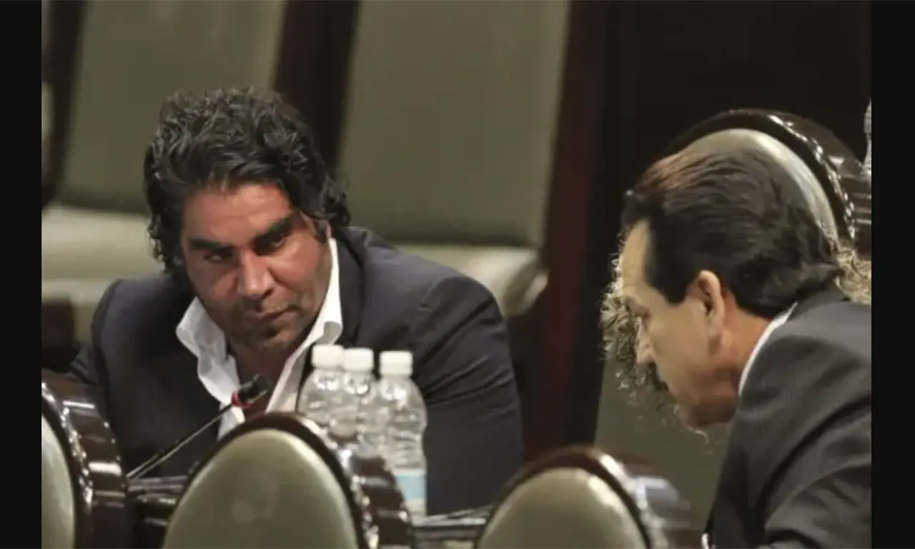  De empresario a boxeador y político: la historia de Jorge Kahwagi Jr. tras la muerte de su padre 