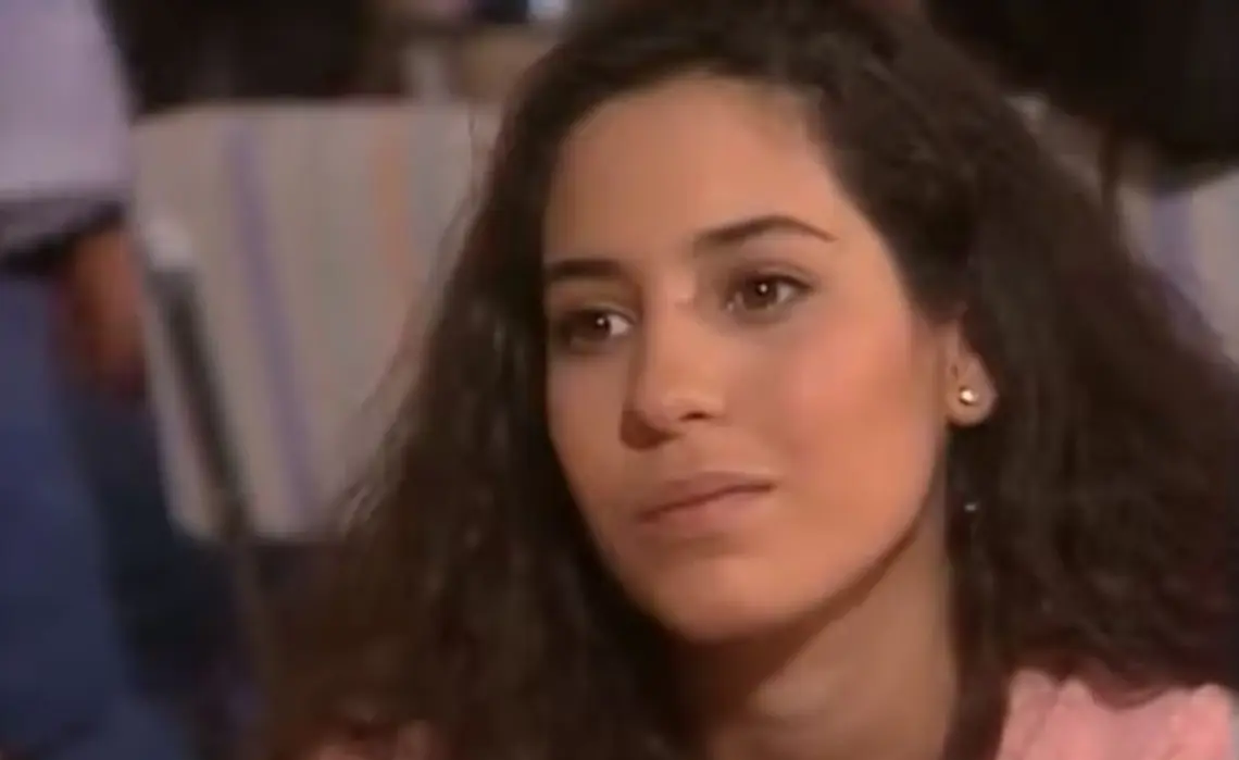 Tiaré Scanda interpretó a Elena Olivares