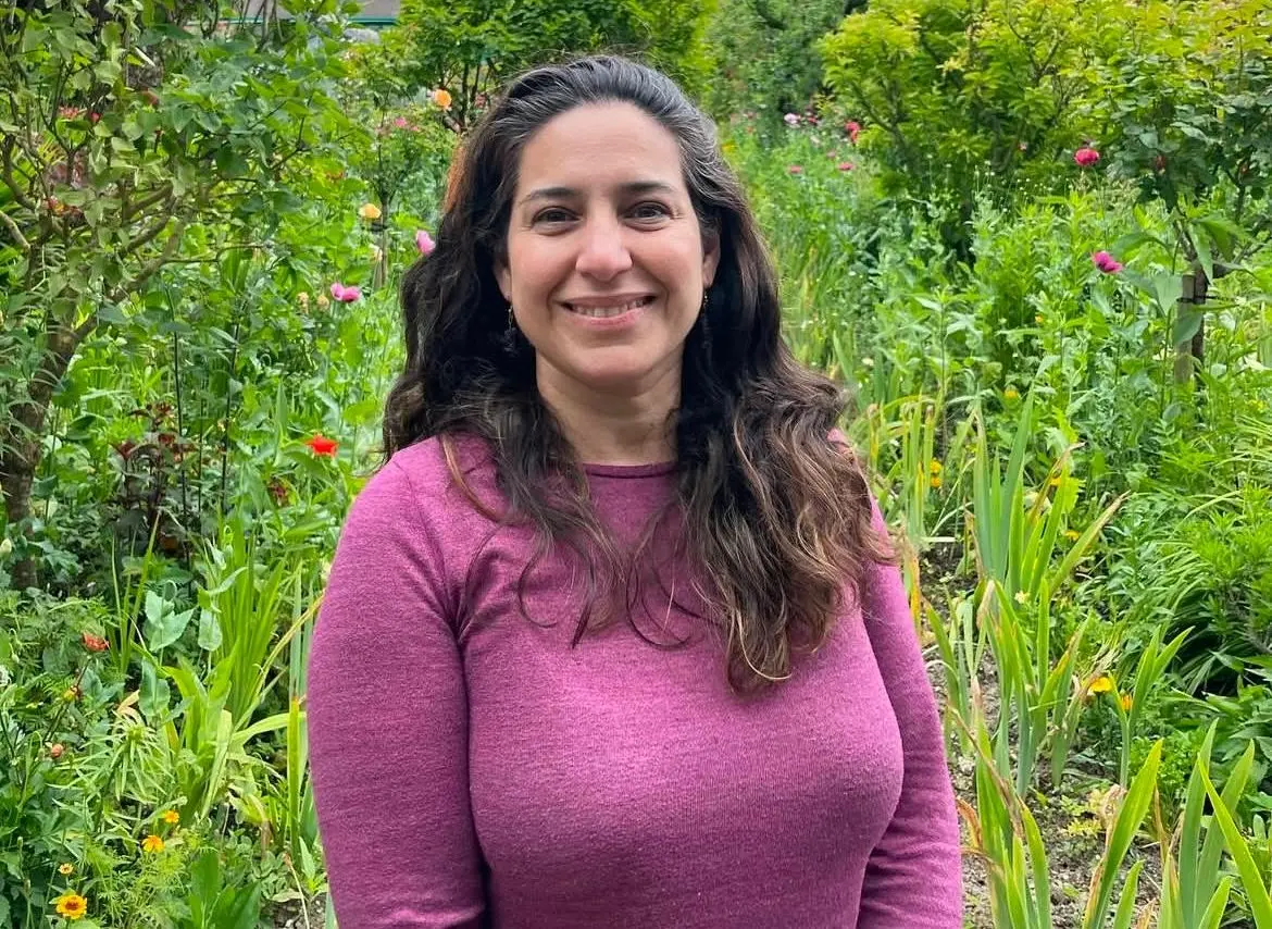 Actualmente tiene 52 años, es madre de una adolescente y en años recientes también ha incursionado como guionista y directora de teatro.<br>