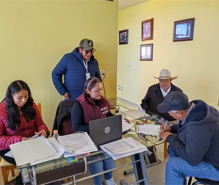 AGRICULTURA paga mil 800 mdp en apoyos a productores de ma&iacute;z