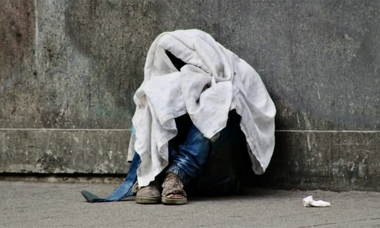  Rescatan a recién nacida que era cargada por un hombre en situación de calle en Ciudad Obregón 