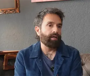 Actor de Televisa denuncia que no puede ver a sus hijos desde que su esposa le fue infiel