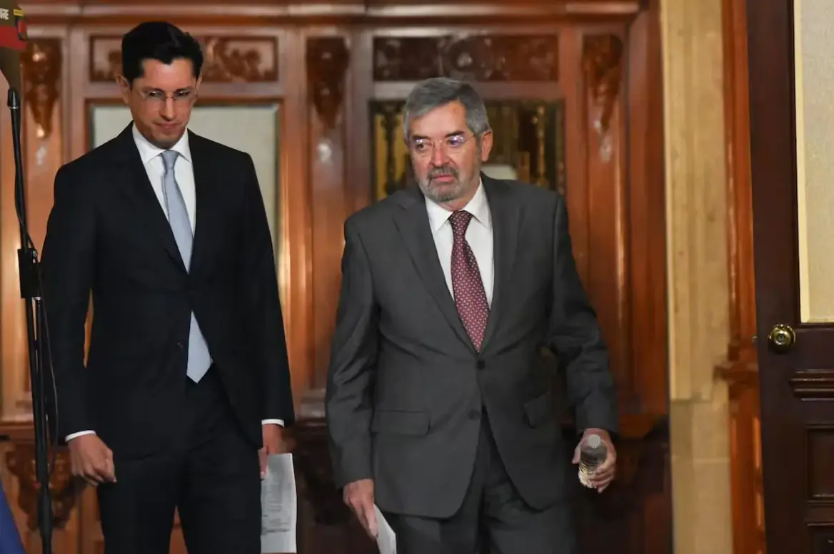 Roberto Velasco se convirtió en el nuevo canciller de México tras la salida de Juan Ramón de la Fuente. Especial