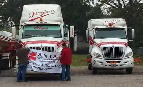 Megabloqueo de transportistas este 6 de abril: carreteras clave y accesos a CDMX colapsarían Megabloqueo de transportistas este 6 de abril: carreteras clave y accesos a CDMX colapsarían