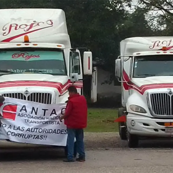 Megabloqueo de transportistas este 6 de abril: carreteras clave y accesos a CDMX colapsarían Megabloqueo de transportistas este 6 de abril: carreteras clave y accesos a CDMX colapsarían