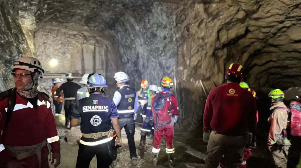  El rescate del segundo minero marca un punto clave en el operativo en la mina Santa Fe. 