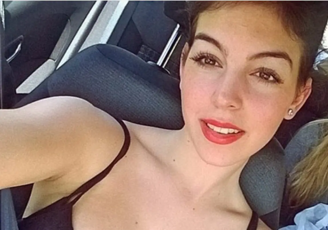 Adem&aacute;s, es copropietaria junto a Cristiano Ronaldo de la cl&iacute;nica Insparya Hair Medical Clinic, diversificando sus actividades hacia el sector empresarial.