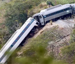 FGR concluye caso del Tren Interoce&aacute;nico a 100 d&iacute;as de la tragedia; exonera a la Marina y va contra operadores