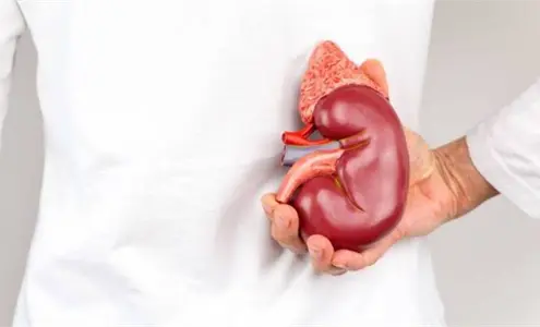 "Me abandonaste 35 a&ntilde;os": mujer se niega a donar ri&ntilde;&oacute;n a su padre y desata debate en redes sociales