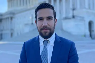 De vender corbatas en Los Pinos a empresario: as&iacute; empez&oacute; el negocio del hijo de Felipe Calder&oacute;n