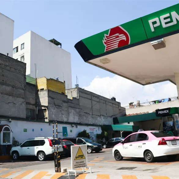 Sheinbaum anuncia plan para reducir costo de gasolina y alimentos