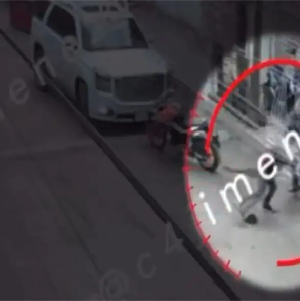 &Aacute;ngel estaba afuera de su casa cuando "La Chokiza" lleg&oacute; a golpearlo por deuda de su t&iacute;o