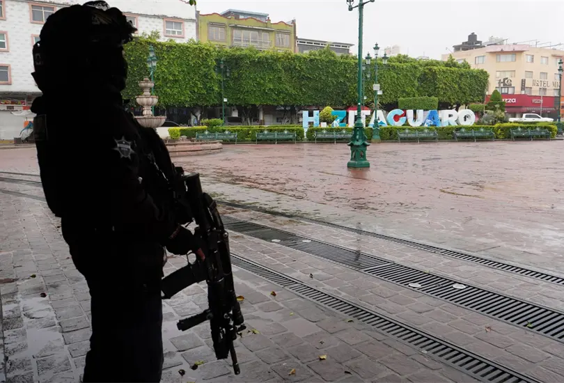 La Familia Michoacana: dos décadas de impunidad, control territorial, negocios ilícitos y secuestro de alcalde en Taxco La Familia Michoacana: dos décadas de impunidad, control territorial, negocios ilícitos y secuestro de alcalde en Taxco