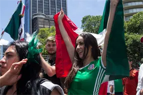 Mundial 2026: &iquest;C&oacute;mo puedes registrarte para participar en el r&eacute;cord de la ola m&aacute;s grande del mundo en la CDMX?