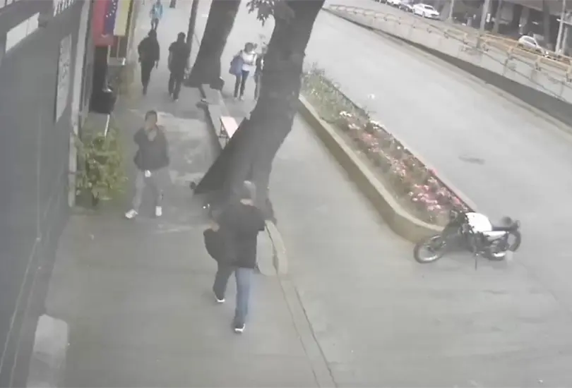 Difunden video de Edith Guadalupe entrando a edificio donde apareci&oacute; muerta tras entrevista de trabajo