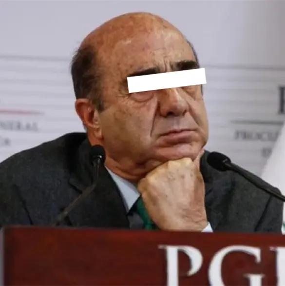 Jes&uacute;s Murillo Karam es internado en hospital de CDMX tras sufrir derrame cerebral